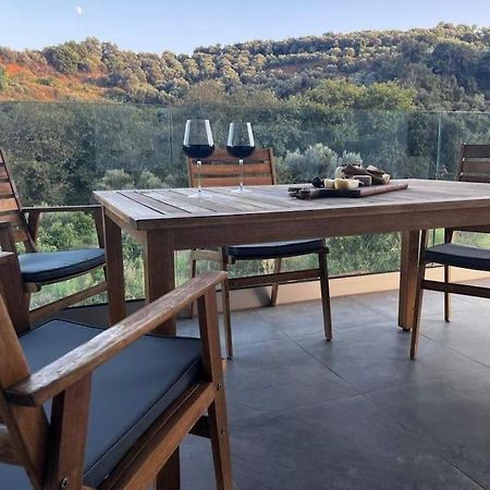 Ek Ornelakis, Luxury Country House With Jacuzzi Chania  Eksteriør billede