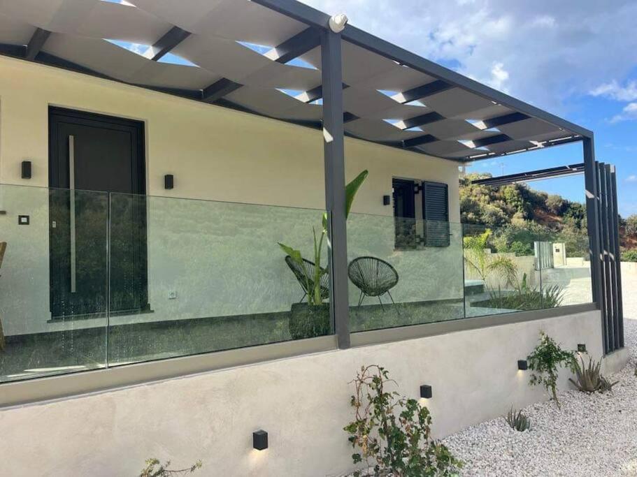 Ek Ornelakis, Luxury Country House With Jacuzzi Chania  Eksteriør billede