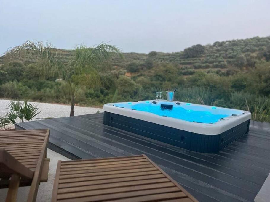 Ek Ornelakis, Luxury Country House With Jacuzzi Chania  Eksteriør billede